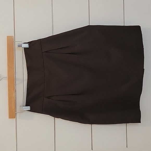 Banana Republic size 10 black mini skirt with bow in back - Picture 1 of 5